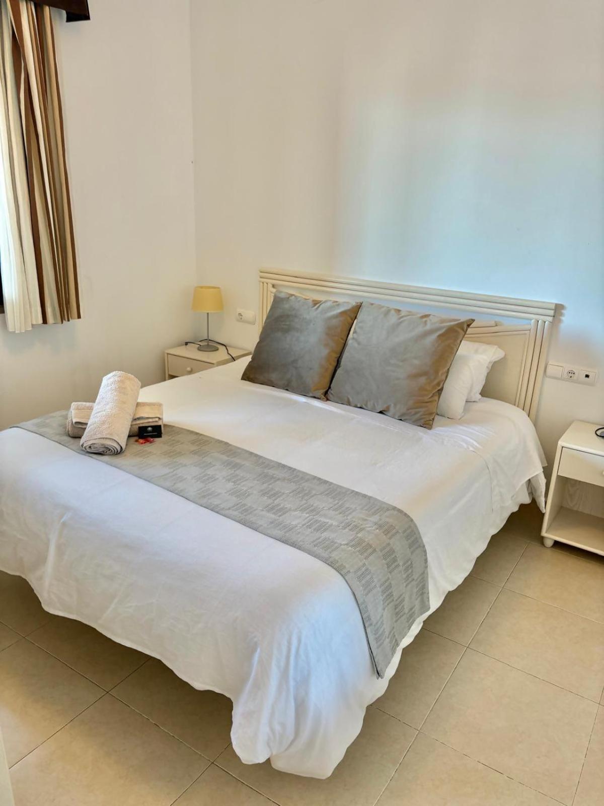 Apartment With Sea View Pool & Private Parking Calpe Buitenkant foto